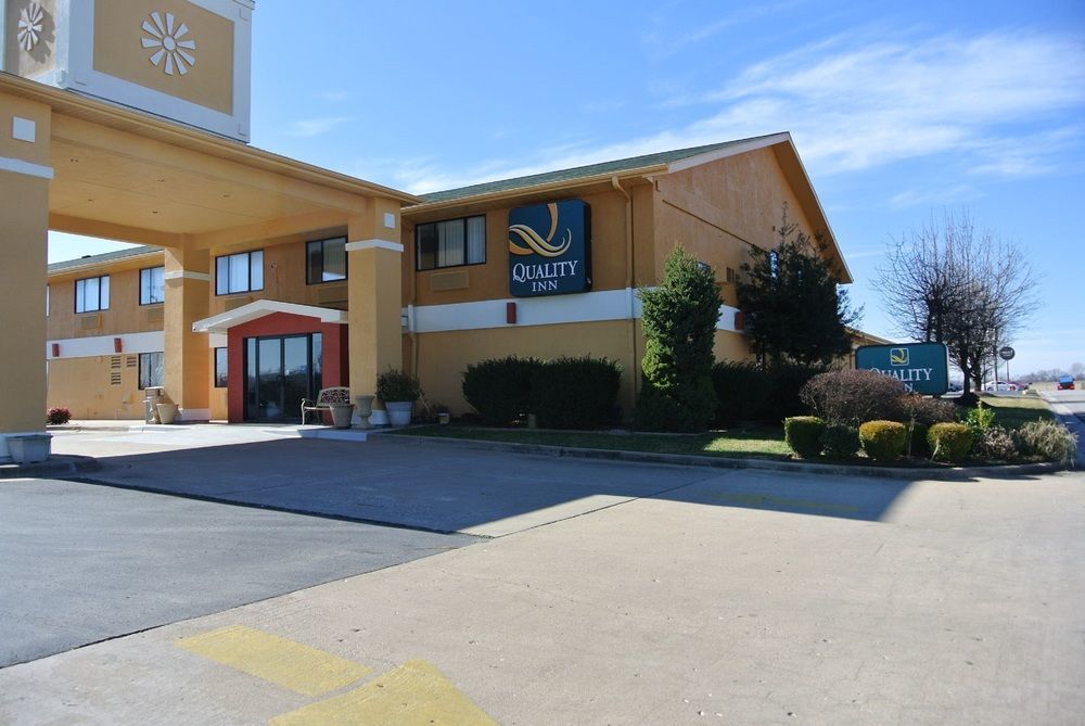 Quality Inn Ozark-Springfield South Экстерьер фото